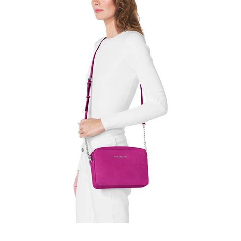 MICHAEL KORS Women's Jet Set Small Leather in Fuchsia